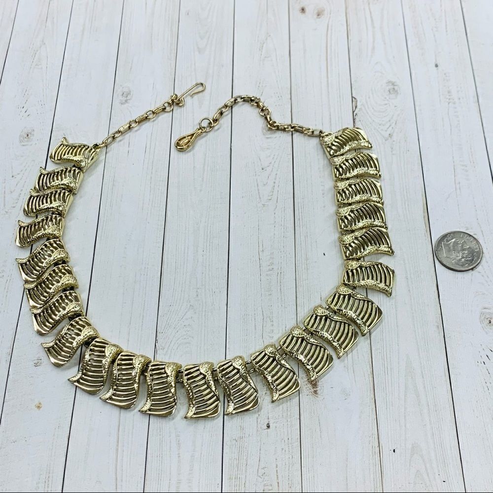 VTG Coro Gold Necklace